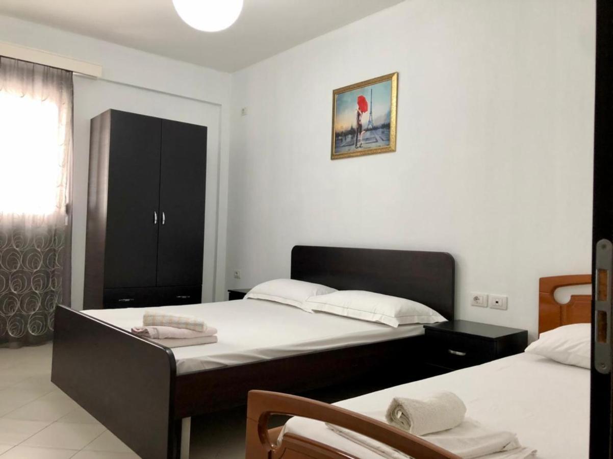 Lorenso Guest House Саранда Экстерьер фото